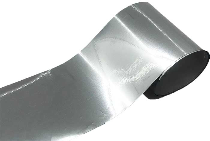 83 - Metalliskt silver