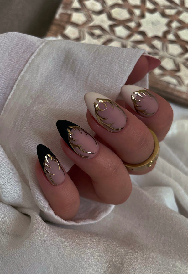 Christmas Balletcore Nails